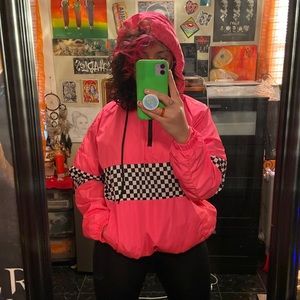 NEON HOT PINK! Windbreaker✨💞Size LARGE in women’s